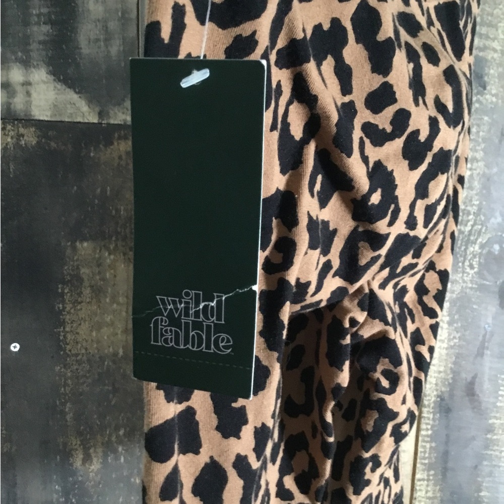 Wild Fable leopard print workout shorts XS NWT - Picture 3 of 4